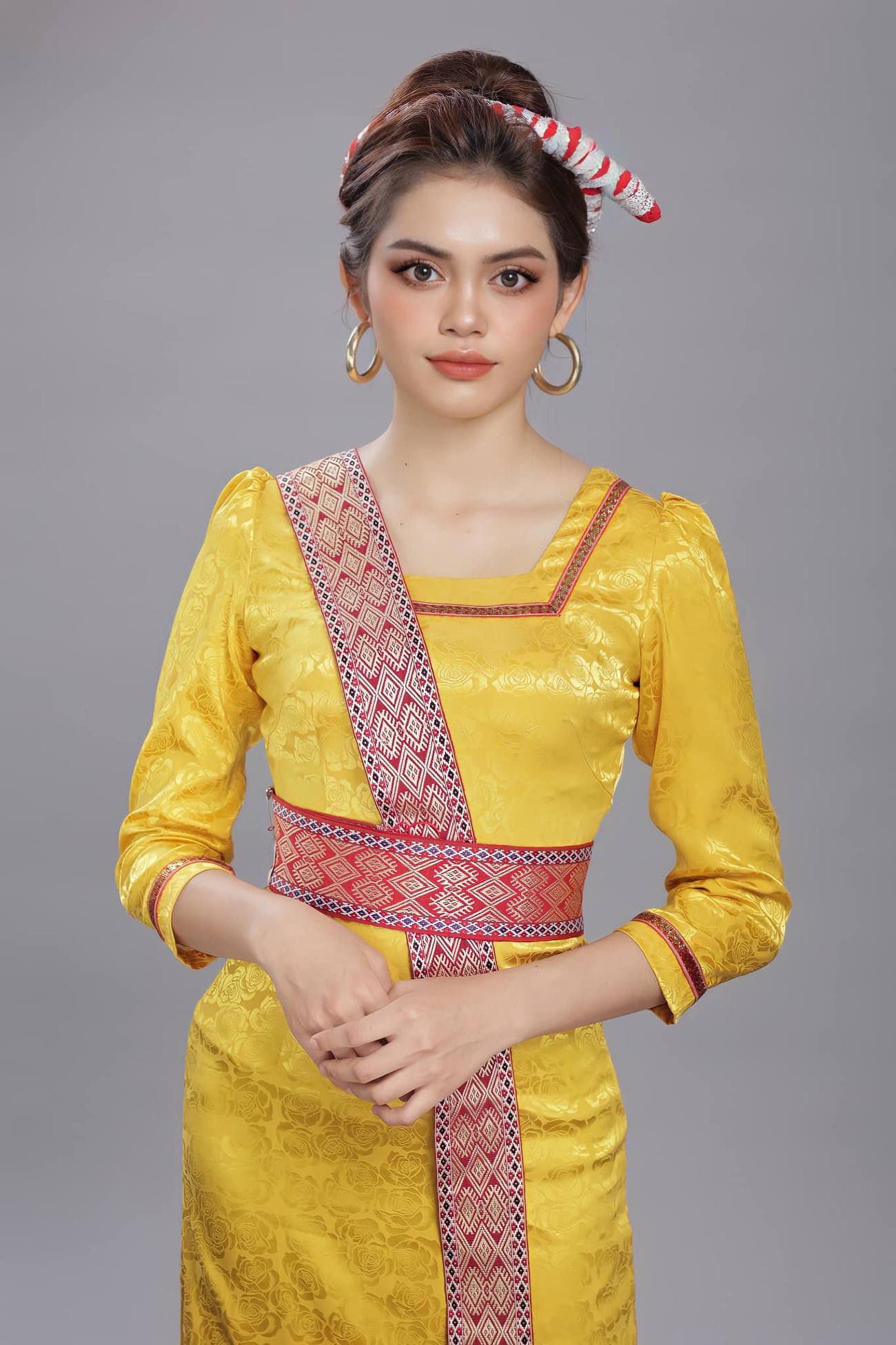 Cô gái dân tộc Chăm đi thi hoa hậu: một tháng tham dự tận 2 cuộc thi - Ảnh 3