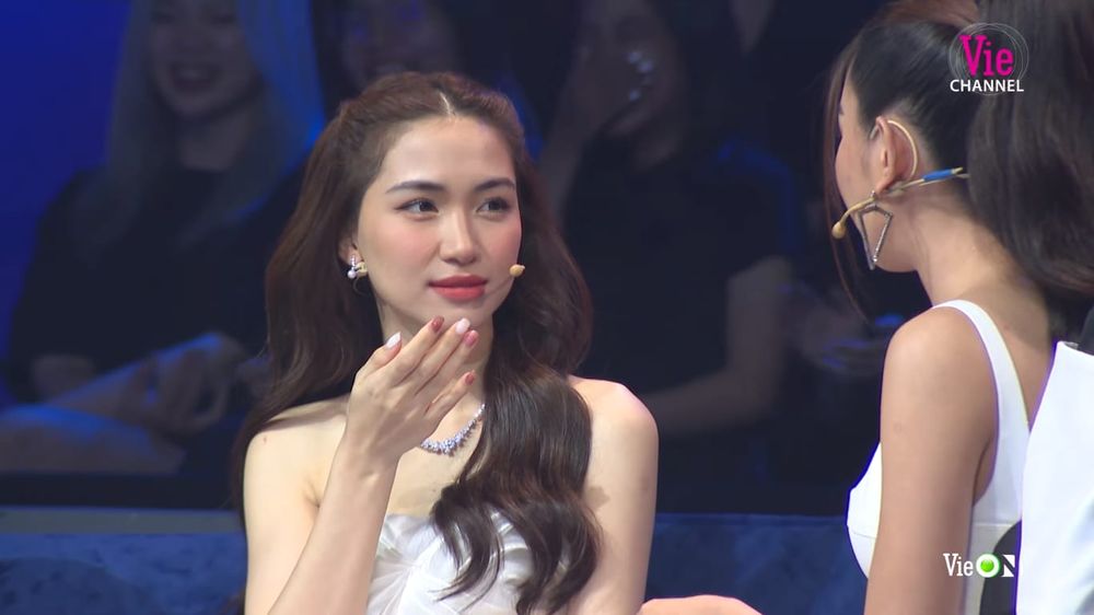 Hoa hậu Thùy Tiên bât chấp nhận Hòa Minzy làm mẹ chồng - Ảnh 1