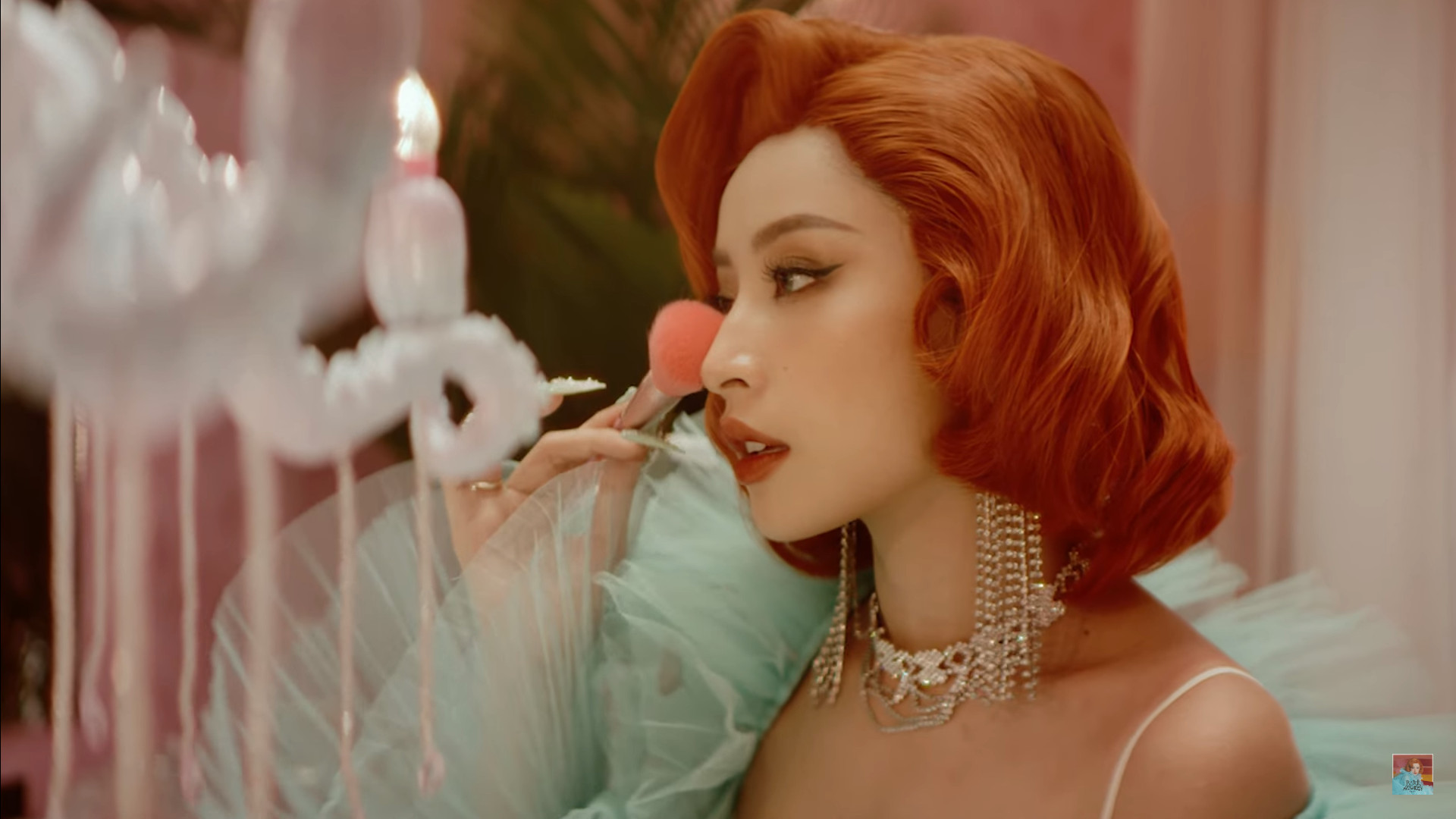 Chi pu tung MV comeback, cộng đồng mạng muốn khen mà không được - Ảnh 1