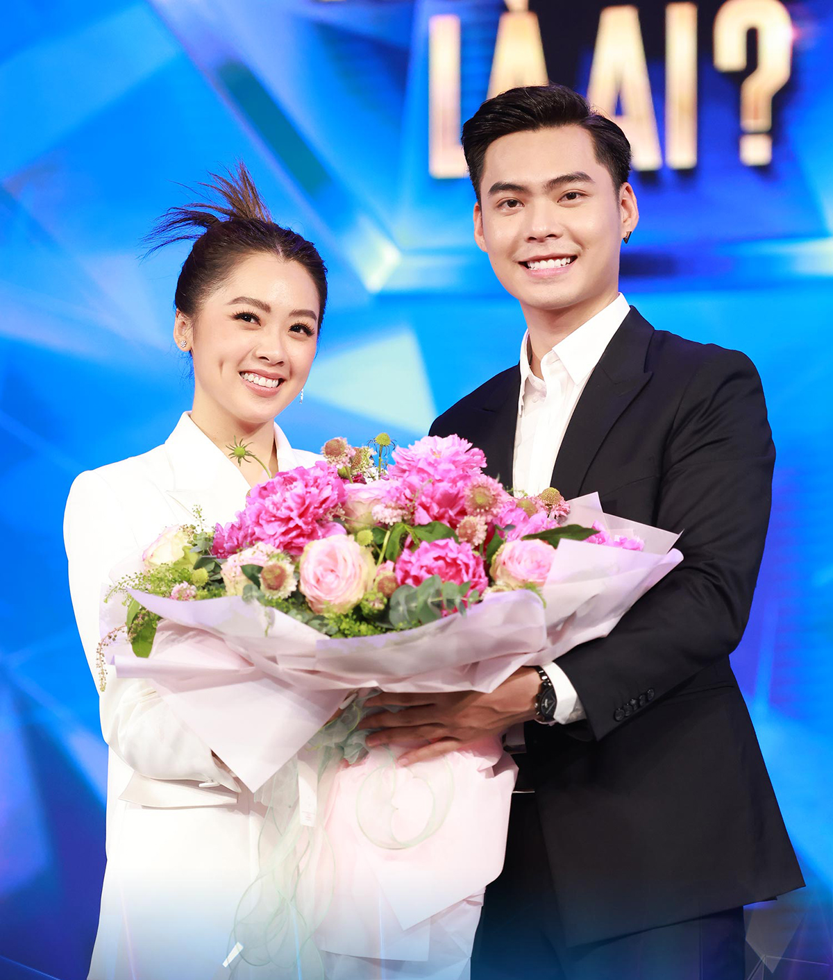 Nữ chính tập đặc biệt “Người ấy là ai” gọi tên Lý Nhã Kỳ? - Ảnh 1