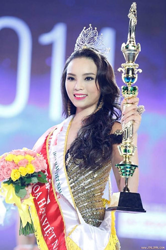 Miss World Việt Nam 2022 Mai Phương sở hữu gương mặt giống Catriona Gray - Ảnh 2