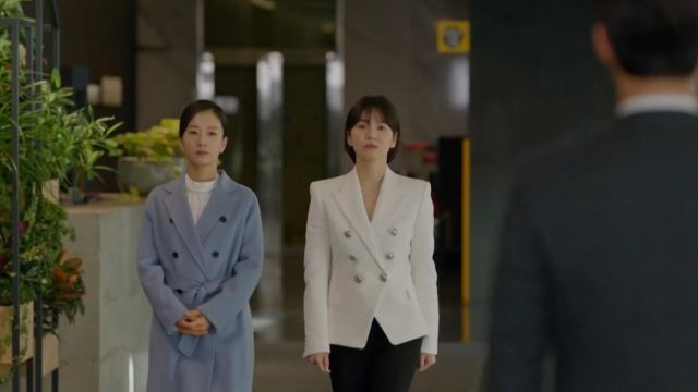 Song Hye Kyo là 'bà trùm blazer',  mặc đẹp xuất sắc từ phim này sang phim khác - Ảnh 5