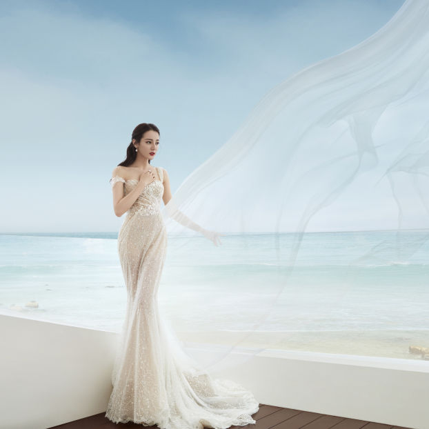 Nữ thần Cbiz so kè nhan sắc trong váy cưới: Cúc Tịnh Y được netizen 'quay xe' khen tới tấp - Ảnh 5