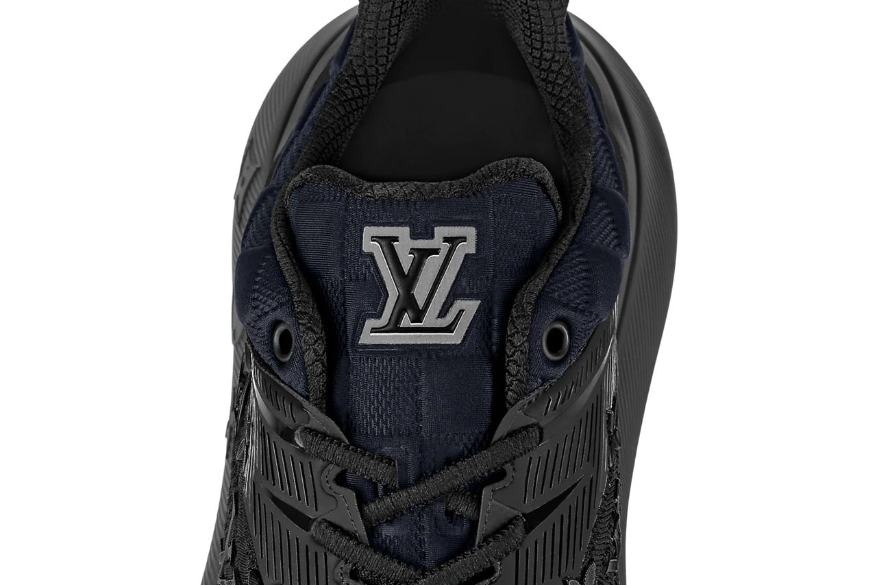 Louis Vuitton ra mắt đôi giày Show Up Trainer với logo dập nổi ấn tượng - Ảnh 3