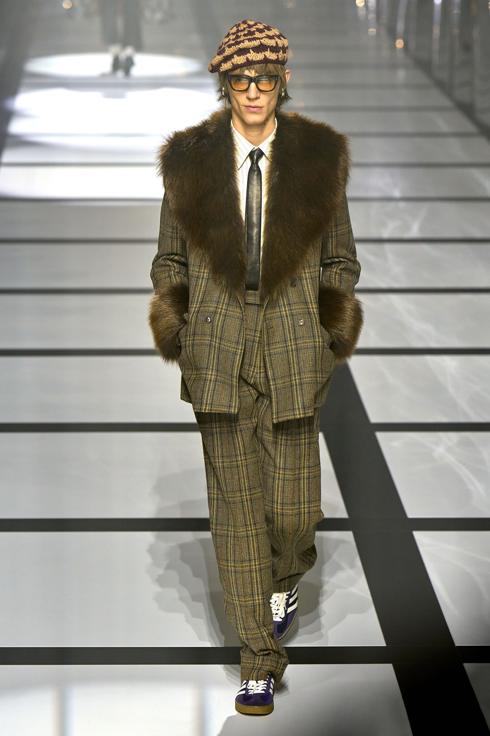 Giới mộ điệu rung chuyển với màn collab của Gucci x Adidas tại Milan Fashion Week 2022 - Ảnh 10