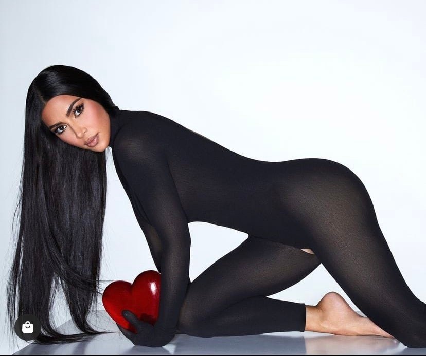 Kim Kardashian rất biết cách thu hút sự chú ý cho thương hiệu mình thành lập.