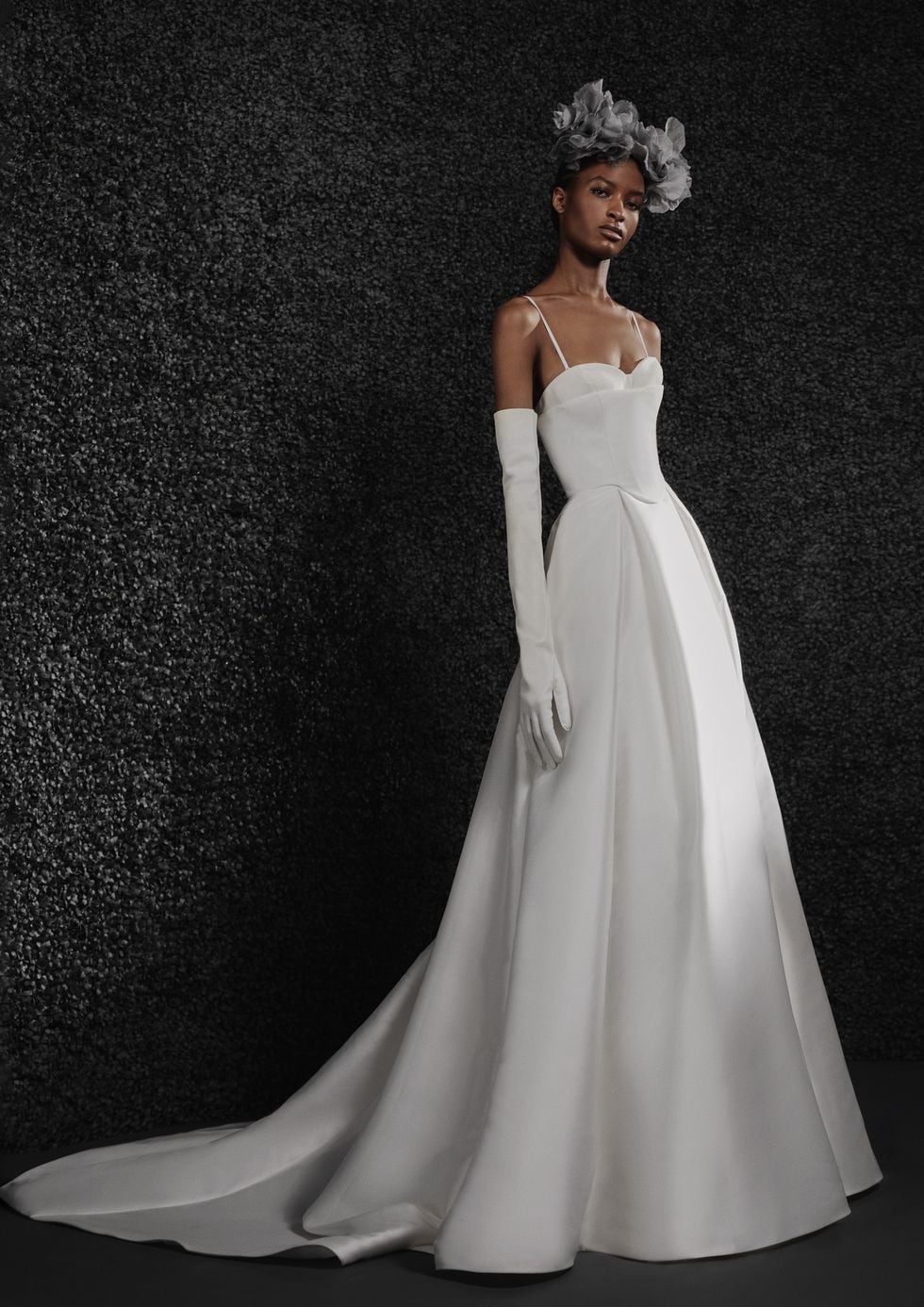 Giá váy cưới vera wang và bộ sưu tập váy cưới của vera wang 2024 -  NiNiStore 2024