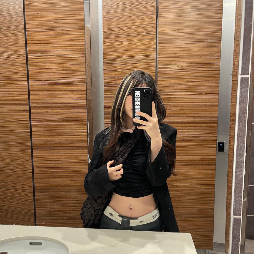 Chiếc quần 55 tuổi hồi sinh vì chị em thích khoe eo thon, dáng ngọc - Ảnh 11