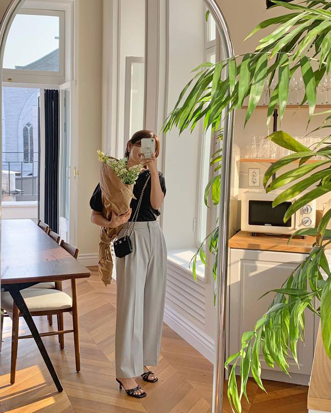 Phụ nữ Hàn chứng minh quần âu + sandal là công thức hoàn hảo để mặc đến công sở - Ảnh 2