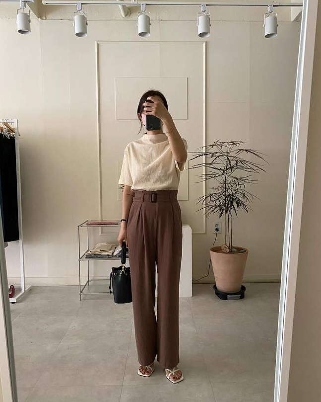 Phụ nữ Hàn chứng minh quần âu + sandal là công thức hoàn hảo để mặc đến công sở - Ảnh 6