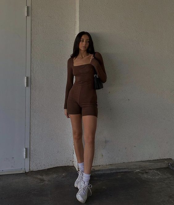 Cách mặc đẹp với PLAYSUIT trang phục mặc mùa hè vừa đẹp vừa tiện dụng - Ảnh 10