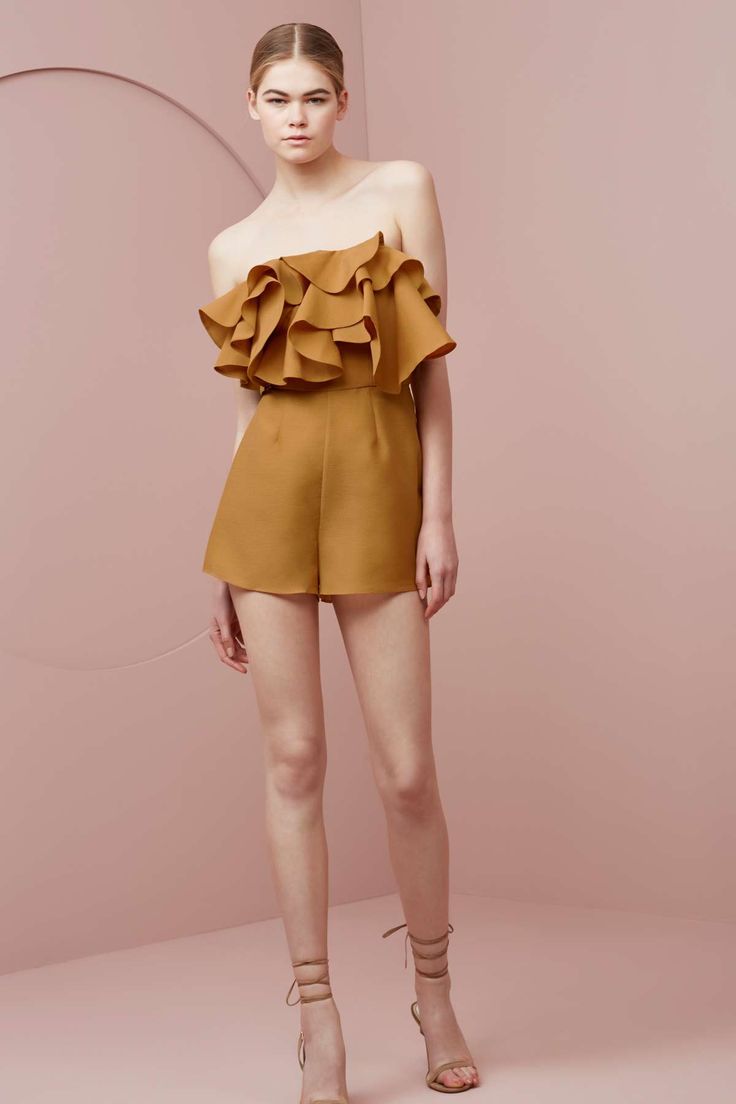 Cách mặc đẹp với PLAYSUIT trang phục mặc mùa hè vừa đẹp vừa tiện dụng - Ảnh 14