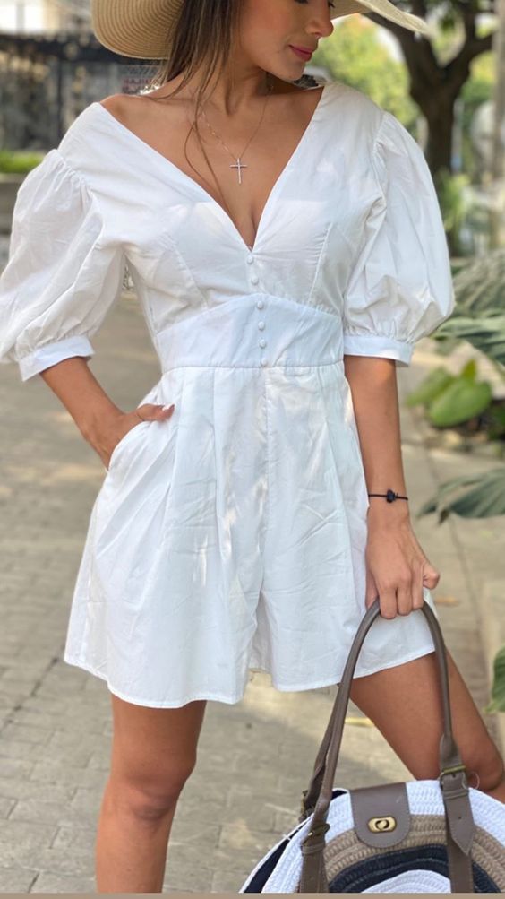 Cách mặc đẹp với PLAYSUIT trang phục mặc mùa hè vừa đẹp vừa tiện dụng - Ảnh 5