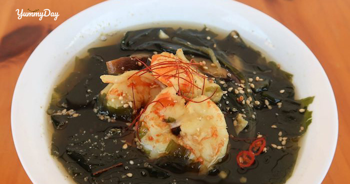 Cách nấu súp hải sản rong biển bổ dưỡng, đậm đà lại lạ miệng cho gia đình