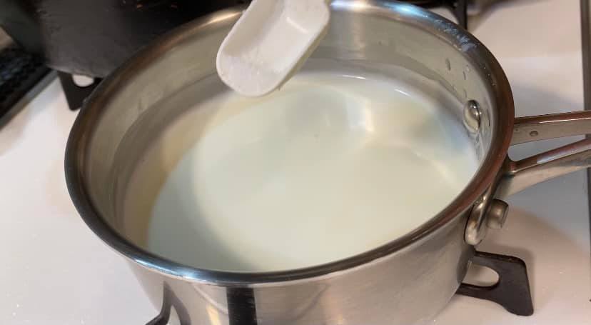 2 cách làm sữa đặc có đường chỉ từ 10 phút với sữa tươi và whipping cream - Ảnh 3