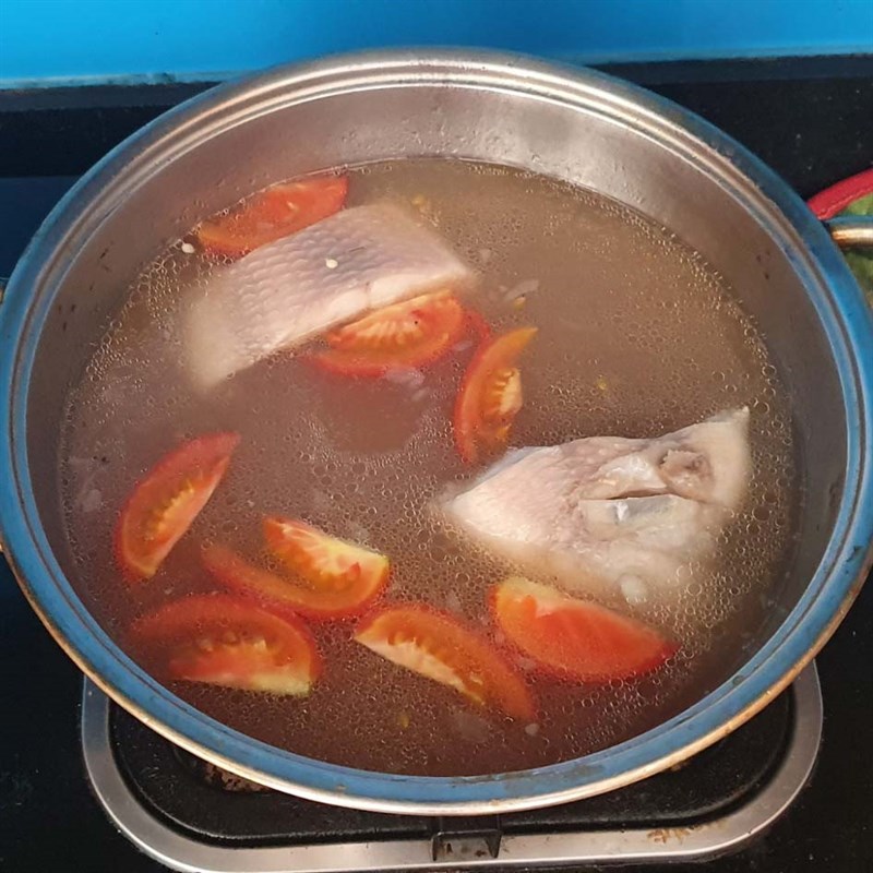 Cách nấu canh chua cá diêu hồng thơm ngon, chuẩn vị miền Nam để đãi cả gia đình - Ảnh 5