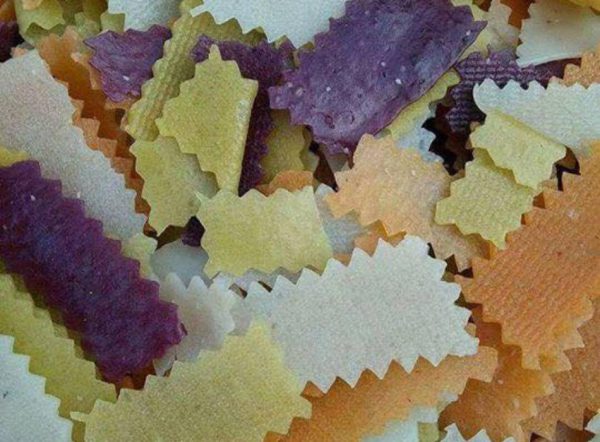 Bánh khẩu xén, món bánh màu sắc, cầu kỳ của người dân tộc Thái 