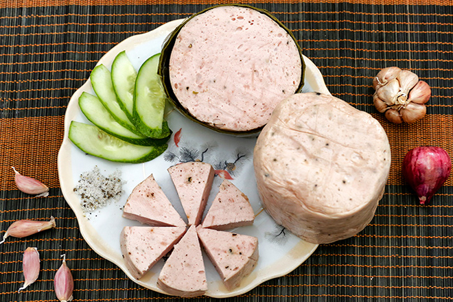 Giò chả thừa sau Tết nên chế biến món gì để vừa nhanh hết, vừa ngon miệng?