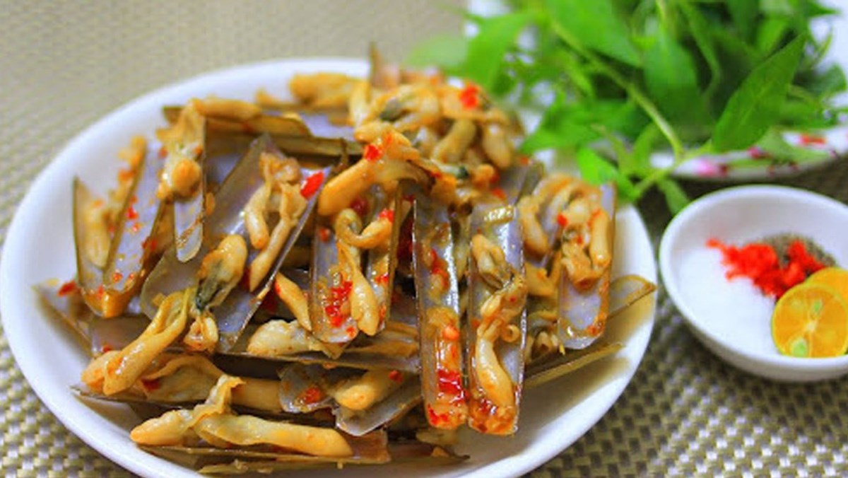 Cơm ngon với 10+ món xào sa tế cay xè, khiến nồi cơm hết veo chỉ trong tích tắc 