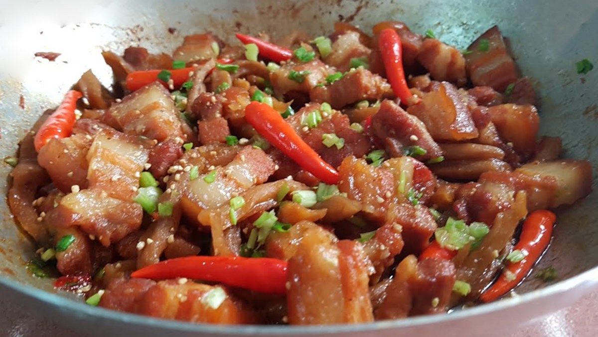 Cách làm củ cải muối xào thịt đậm đà, lạ miệng, tốn cơm ngày lạnh