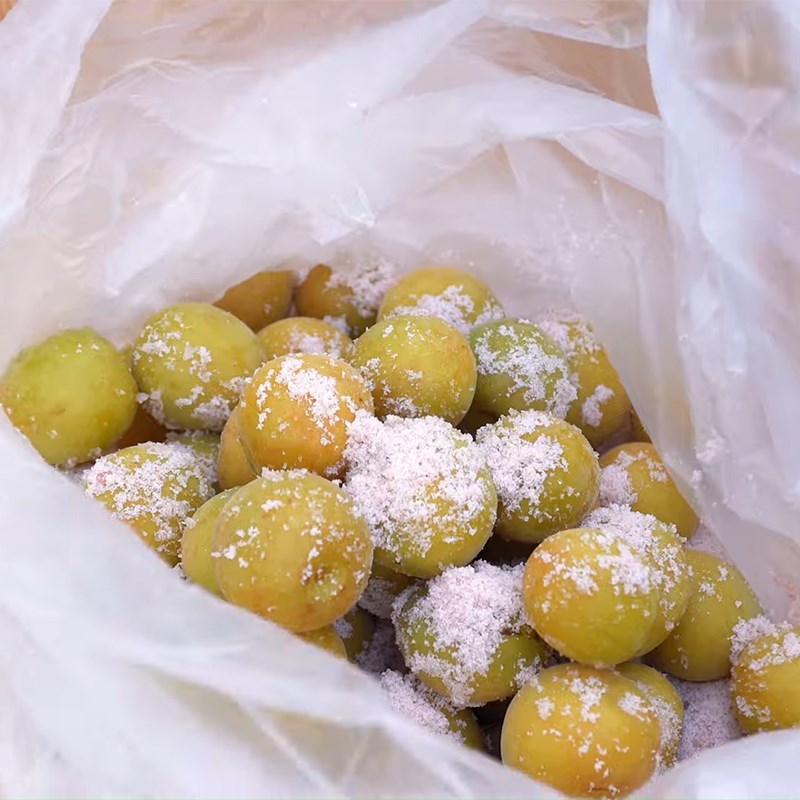 Cách làm mơ muối Umeboshi của Nhật vừa thơm ngon lại vừa tốt cho sức khỏe - Ảnh 1