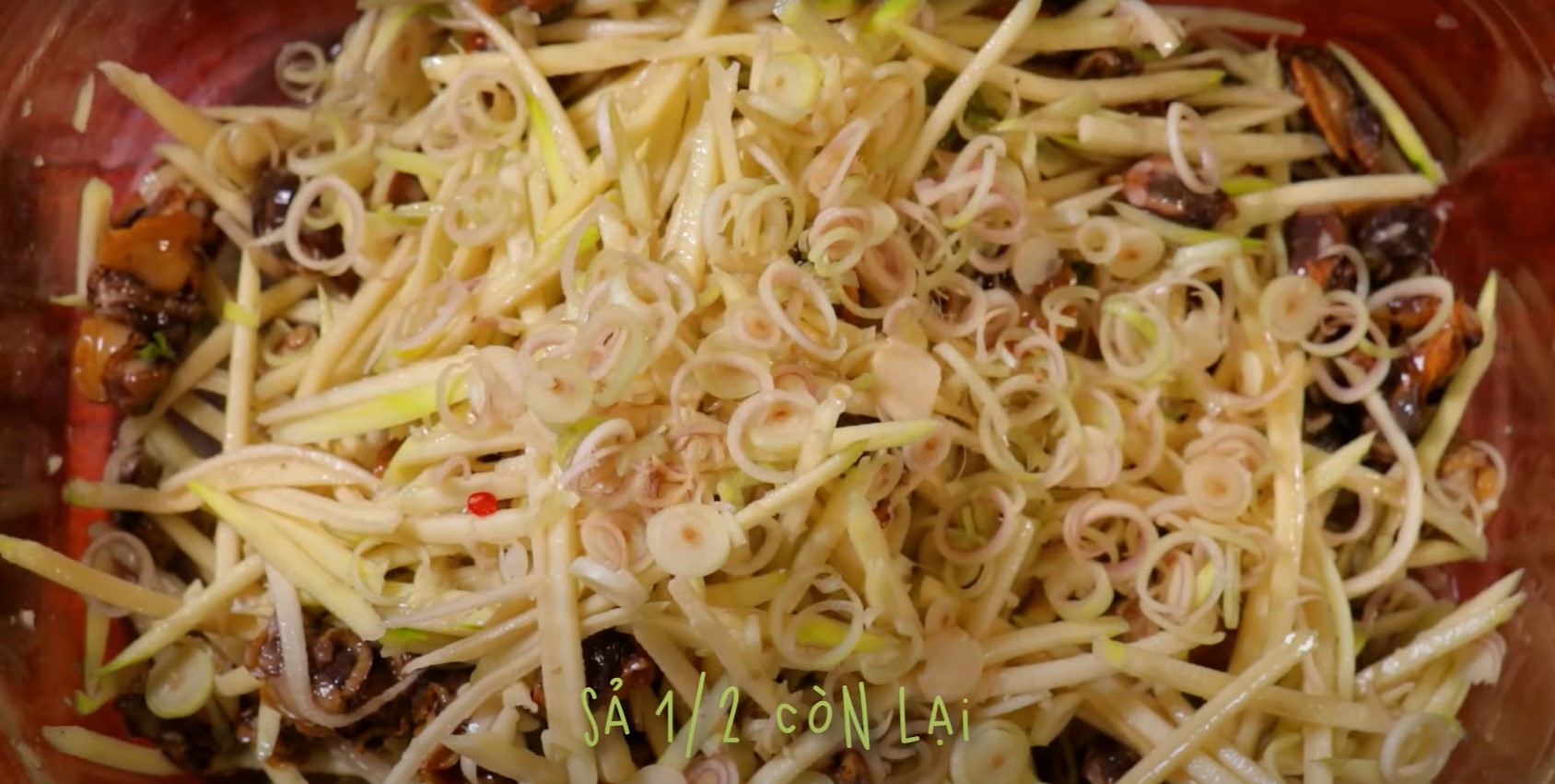 Cách làm gỏi sò huyết kiểu Thái chua cay, chuẩn vị lại không sợ bị tanh - Ảnh 1