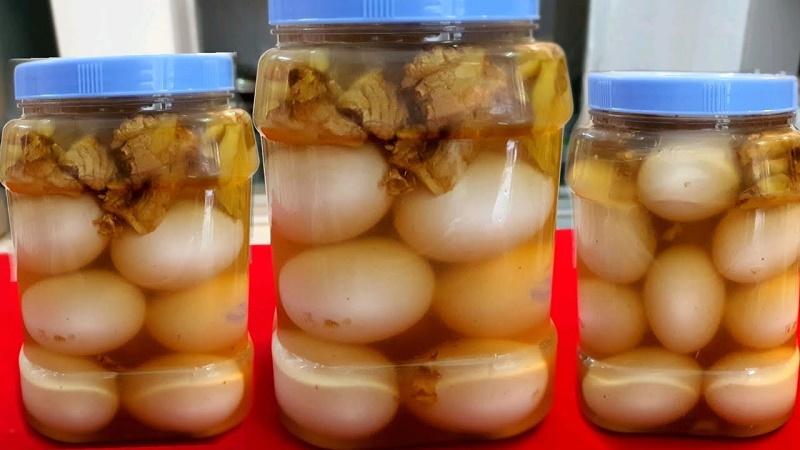 3 cách làm trứng muối đảm bảo tròn xoe, đỏ đẹp lại nhanh chóng - Ảnh 1