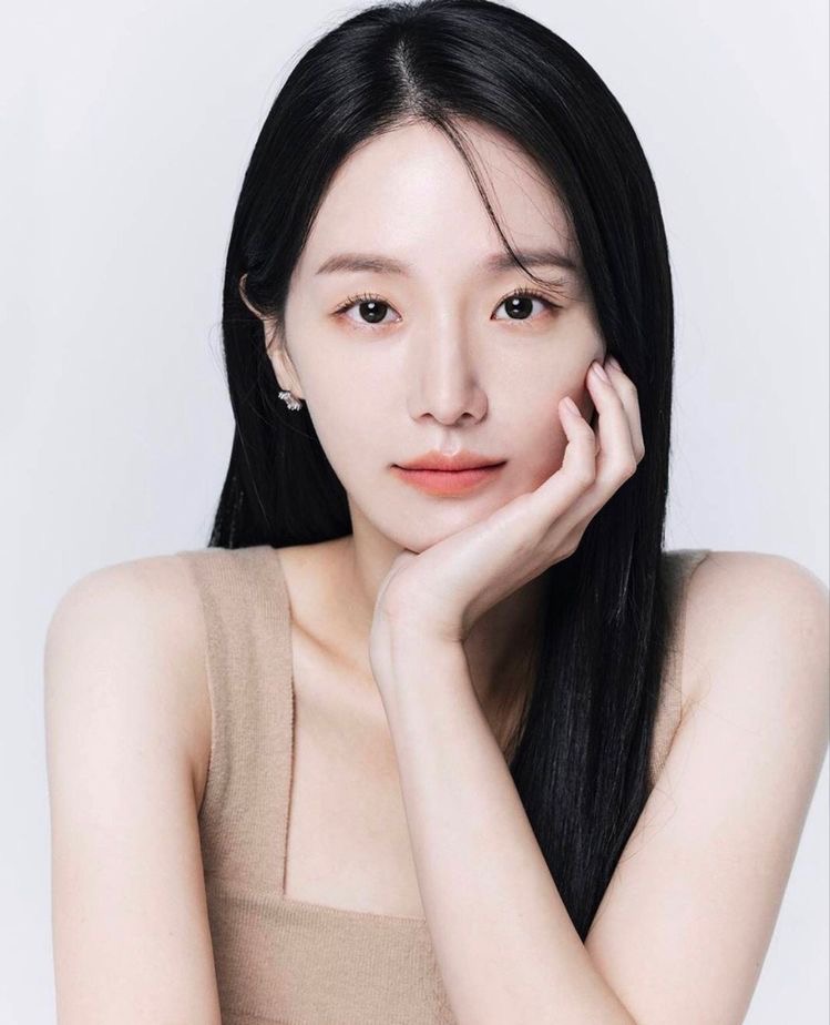 Park Gyu-young là ai?Nữ diễn viên chính phim Celebrity đang làm mưa làm gió trên toàn cầu - Ảnh 8