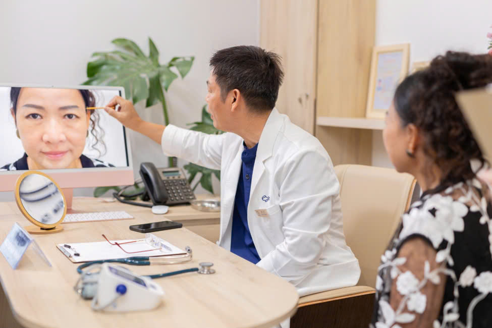 Phương pháp điều trị bọng mắt, quầng thâm hiệu quả từ chuyên gia  - Ảnh 1