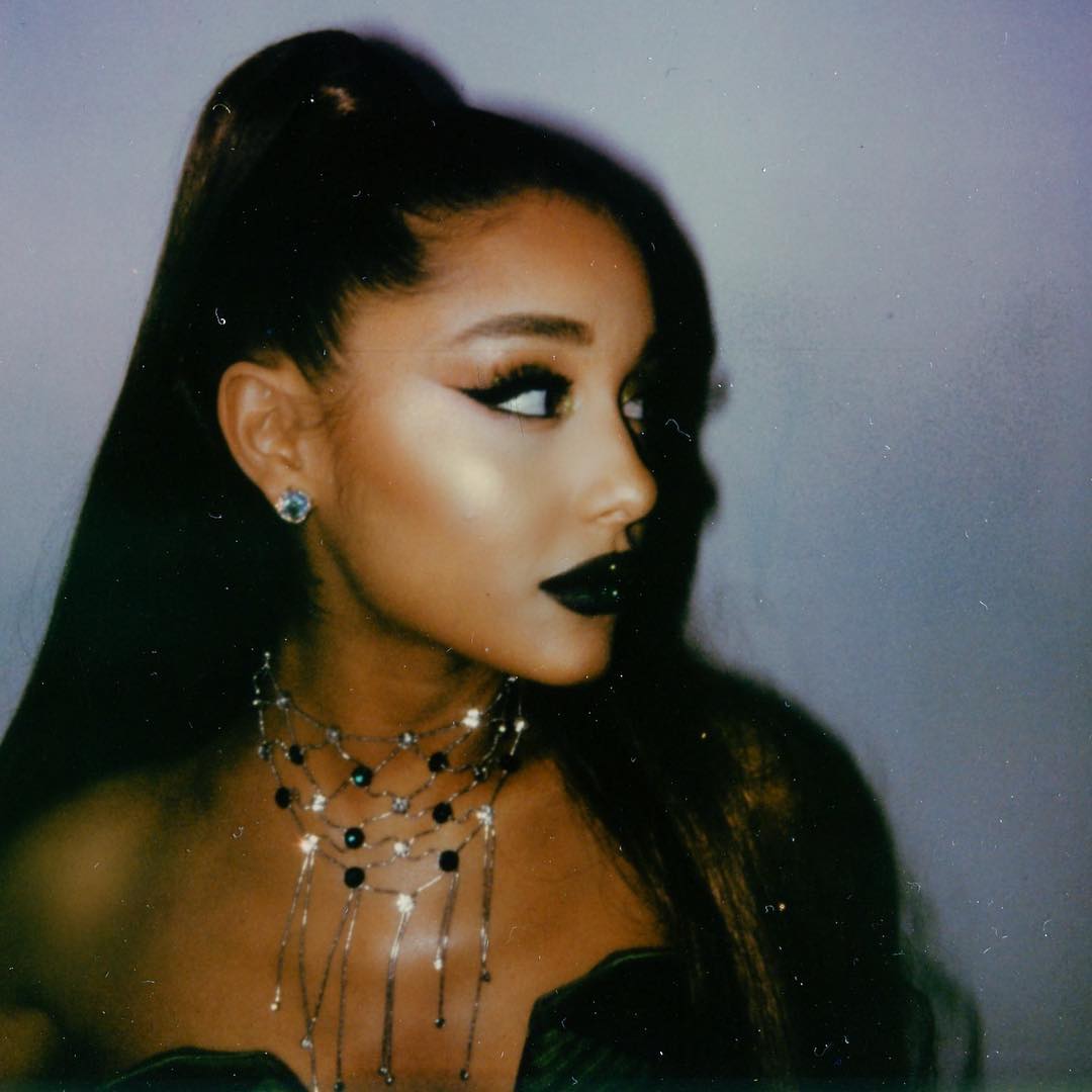 8 cách để có bức hình selfie hoàn hảo như Jennie & Kylie Jenner- Ảnh 2