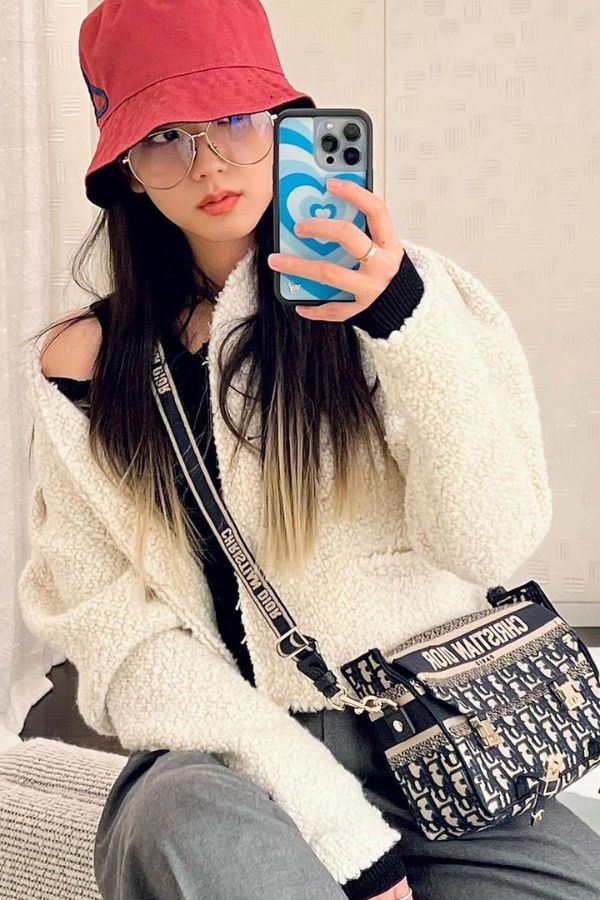 Chuyên gia mách bạn cách sở hữu mái tóc nổi bật như Blackpink mà không gây hư tổn - Ảnh 2