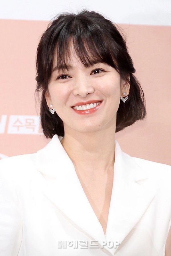 4 kiểu tóc đẹp xuất sắc của Song Hye Kyo - Ảnh 2