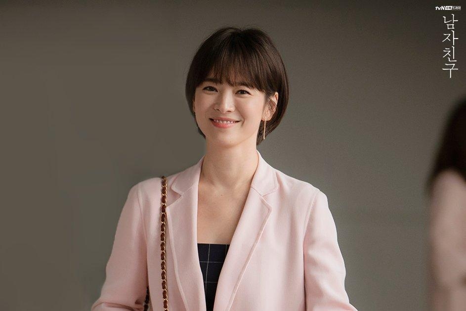 4 kiểu tóc đẹp xuất sắc của Song Hye Kyo - Ảnh 3