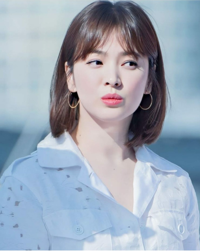 4 kiểu tóc đẹp xuất sắc của Song Hye Kyo - Ảnh 1