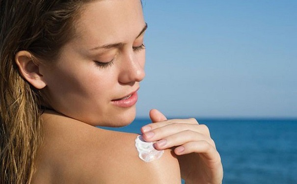 Kem chống nắng có tính năng dưỡng ẩm và bảo vệ da an toàn hiệu quả - Ảnh 3