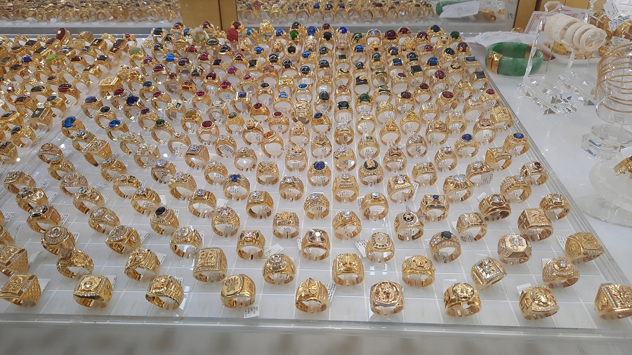 Giá vàng hôm nay 14/2: Vàng trang sức được quan tâm nhiều trong ngày lễ tình nhân