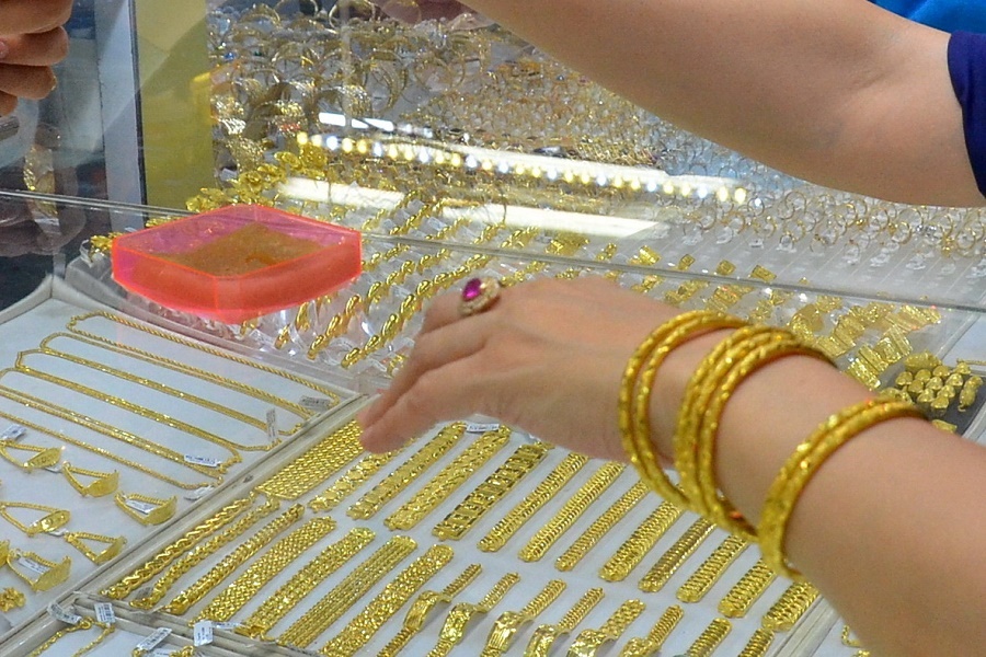 Giá vàng hôm nay 8.3: Giá vàng trong nước tăng liền mạch chạm ngưỡng 74 triệu đồng/lượng