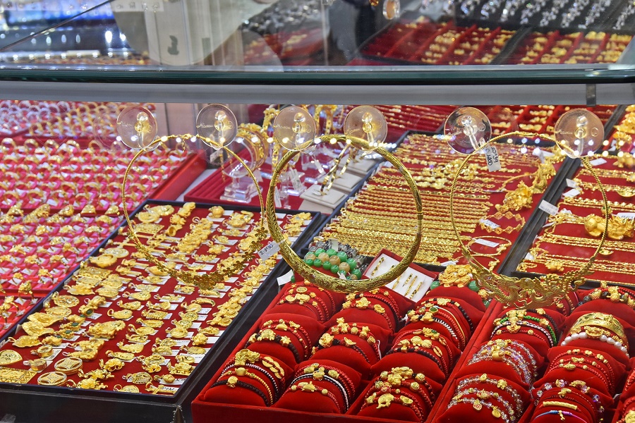 Giá vàng hôm nay 15.3: Vàng thế giới và trong nước tiếp tục giảm mạnh, thời cơ thuận lợi để mua vào