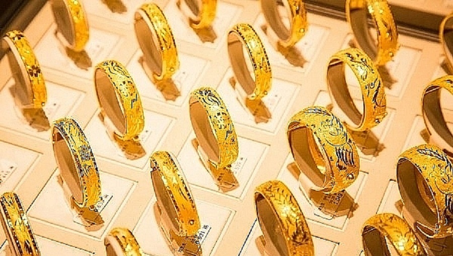 Giá vàng hôm nay 20.3.2022: Vàng trong nước giao dịch trong xu hướng giằng co