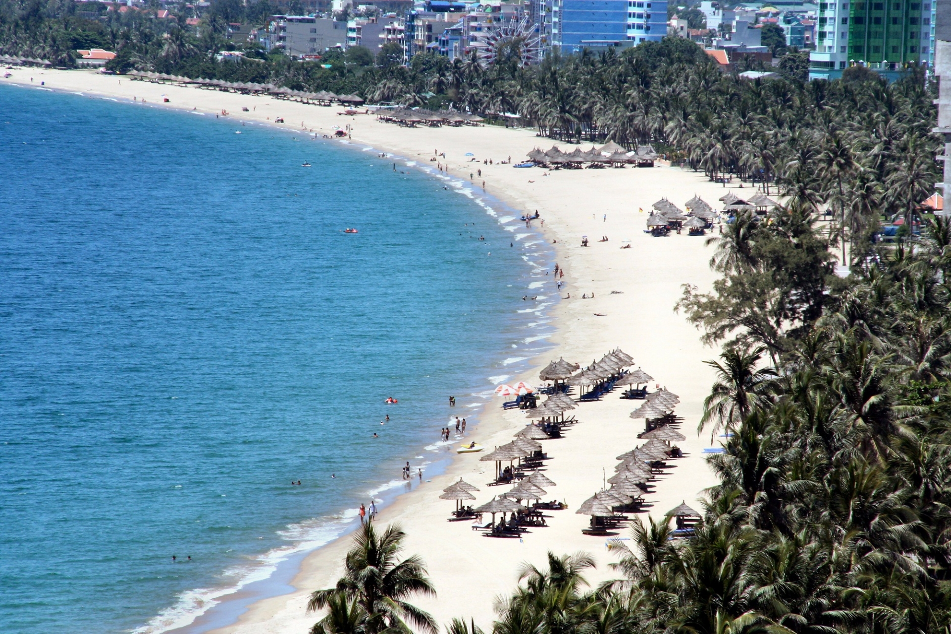 Những bãi biển đẹp của Việt Nam bạn nên đến một lần trong đời - Ảnh 1
