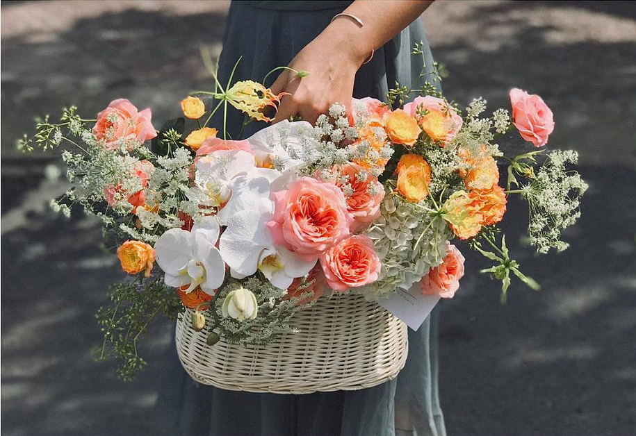 Shop Yên Flowers mang đến cho khách hàng những sản phẩm hoa tươi đẹp, sang trọng và ý nghĩa.