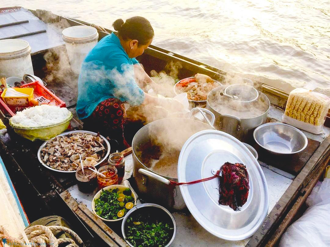 Ăn sáng trên chợ nổi Cái Răng - Trải nghiệm nhất định nên thử ở Cần Thơ