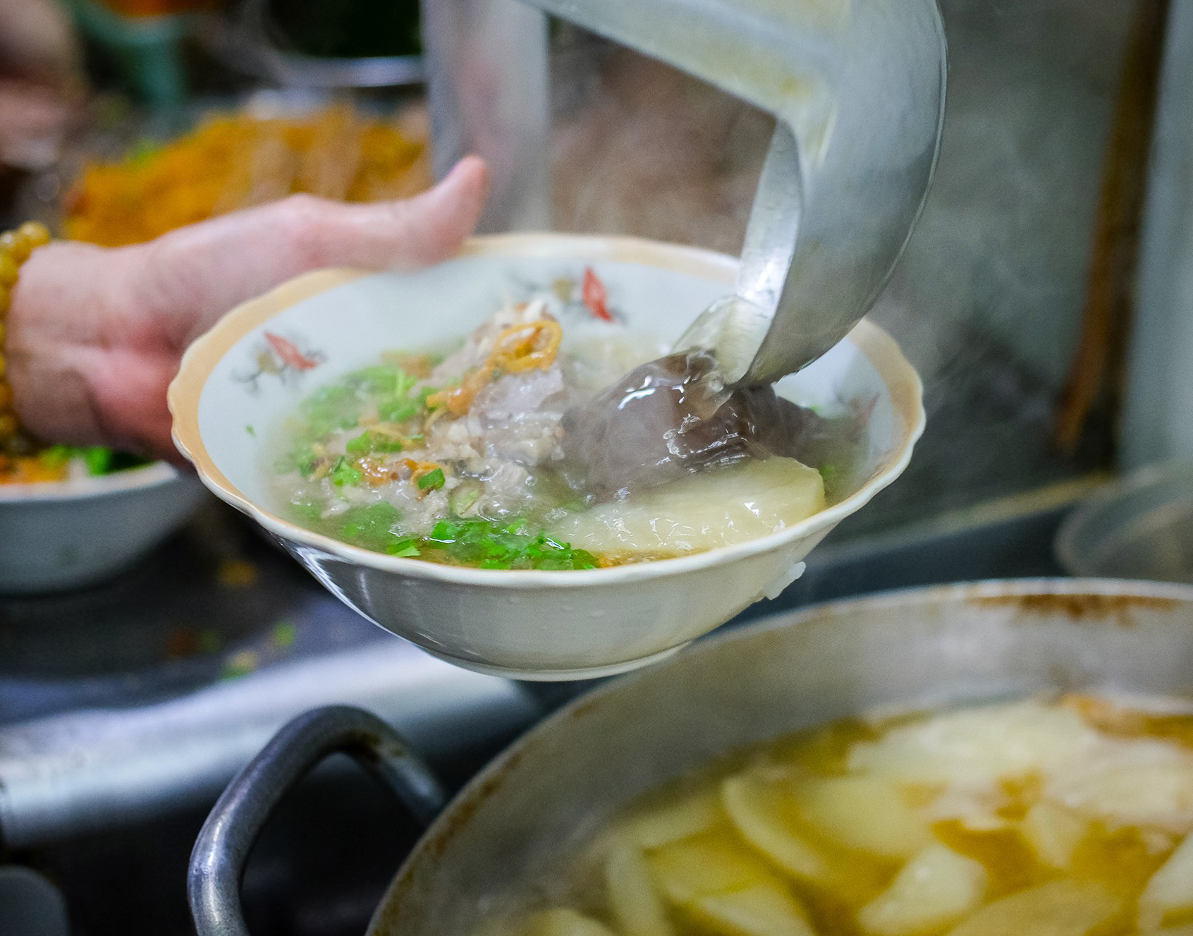 Đi chơi đêm không lo bụng đói với 4 quán ăn đêm ngon nổi tiếng ở Sài Gòn 