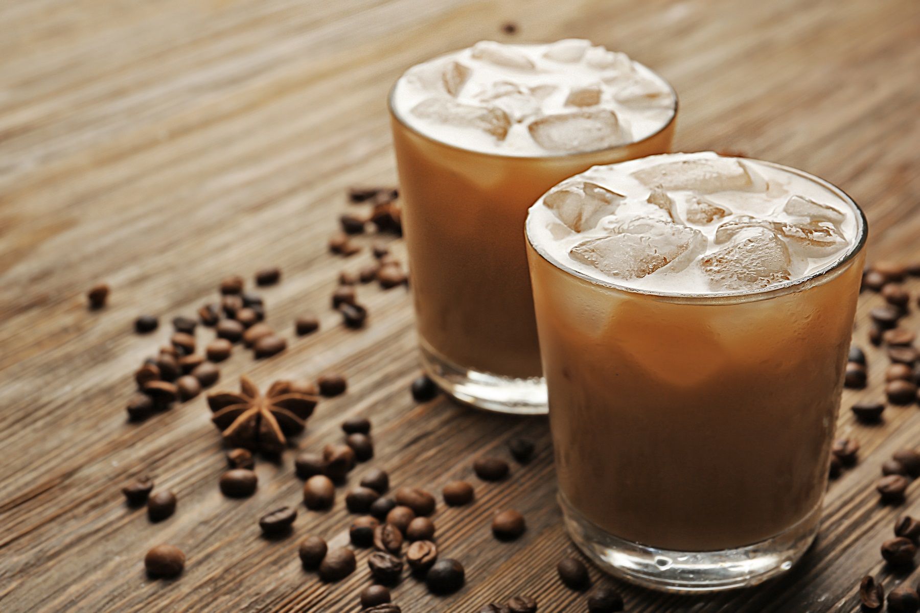 Americano được pha loãng từ Espresso với lượng nước gấp đôi nên dễ uống hơn.