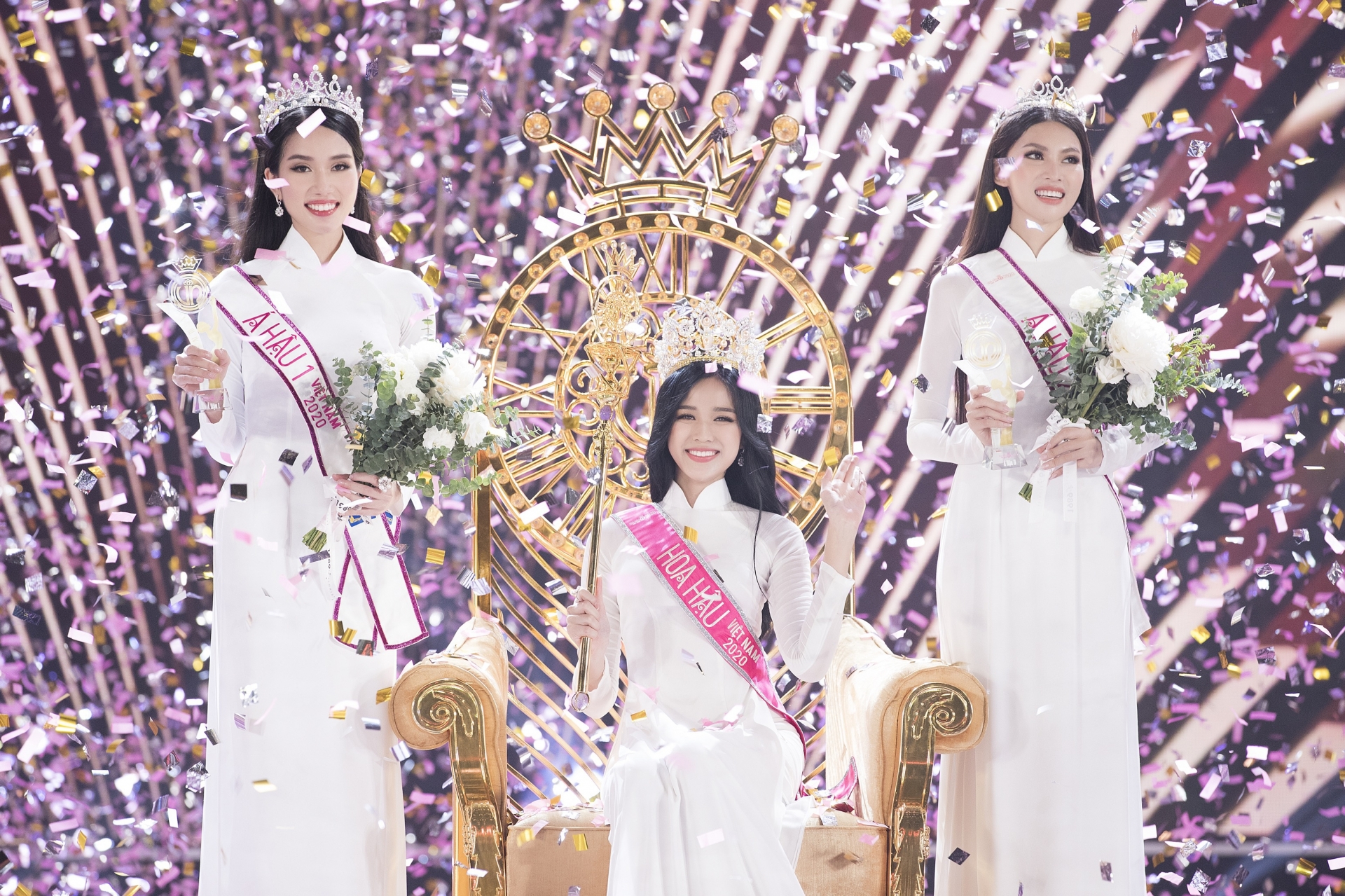 Tân Hoa hậu Đỗ Thị Hà nhận được nhiều lời khen vì nhan sắc xinh đẹp và học vấn ấn tượng.