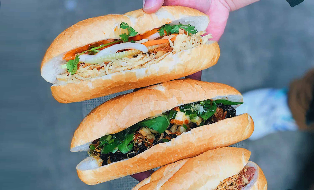 4 loại bánh mì lạ, tưởng không ngon mà ngon không tưởng của Sài Gòn