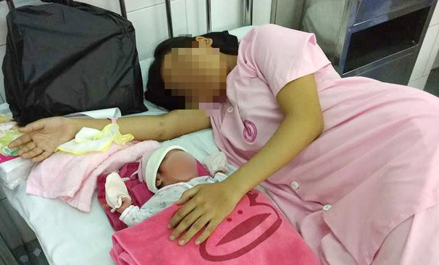 Bà Rịa – Vũng Tàu: Nữ sinh lớp 7 tự sinh con tại nhà tắm