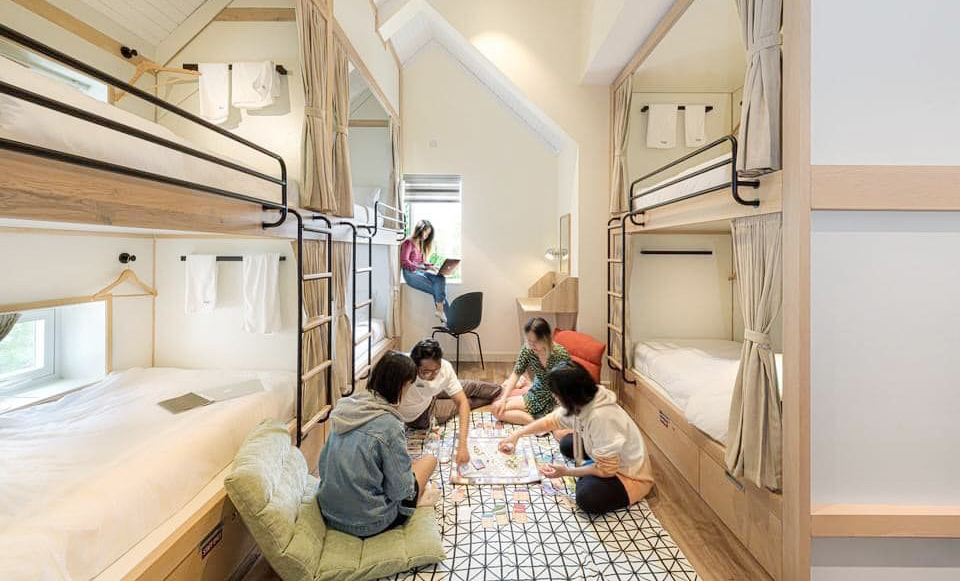 Phòng dorm là gì? Là được ở rẻ, kết bạn mới và mất đi ít nhiều riêng tư