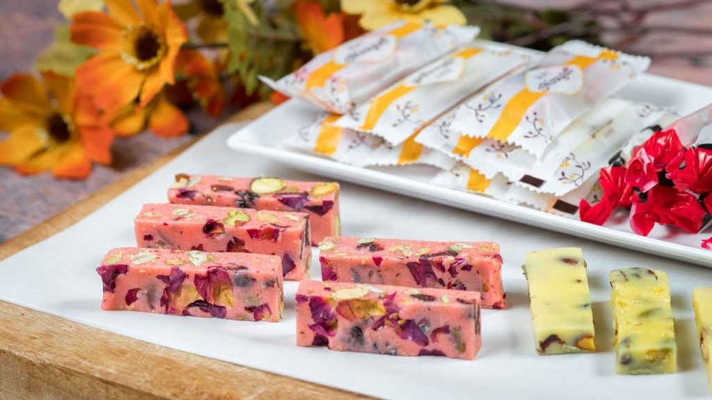 Kẹo Nougat là món nhiều người ưa thích.