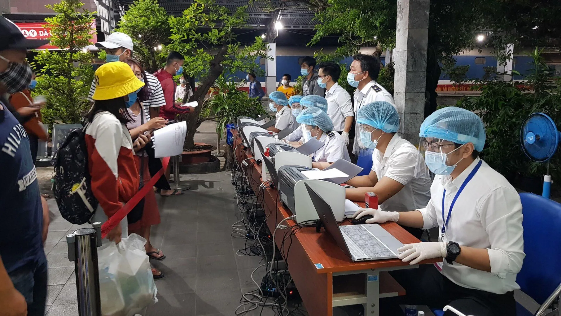 Xác định được chủng virus gây bùng phát dịch Covid-19 tại TP.HCM là chủng mới xuất hiện ở Đông Nam Á - Ảnh 1